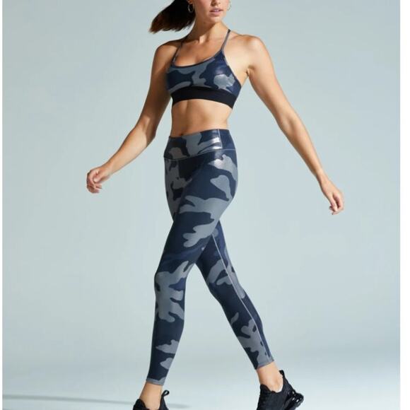Noli Guerra Metallic Foil Camo Leggings Size M Blue Gray Activewear Yoga Gym - Picture 1 of 12